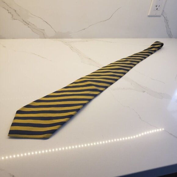 FERRARA Made in Italy Gold Navy  Tie Diagonally Stripped 4"w x 59"l 100% Silk - Picture 2 of 12